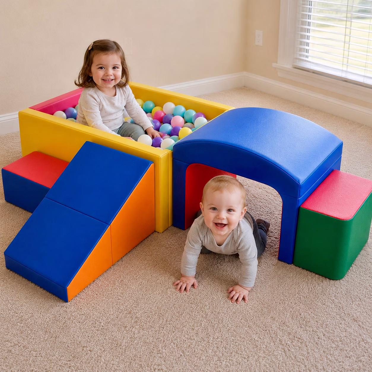 Mini-Kletterland mit Bällebad, Tunnel und Brücke mieten Berlin