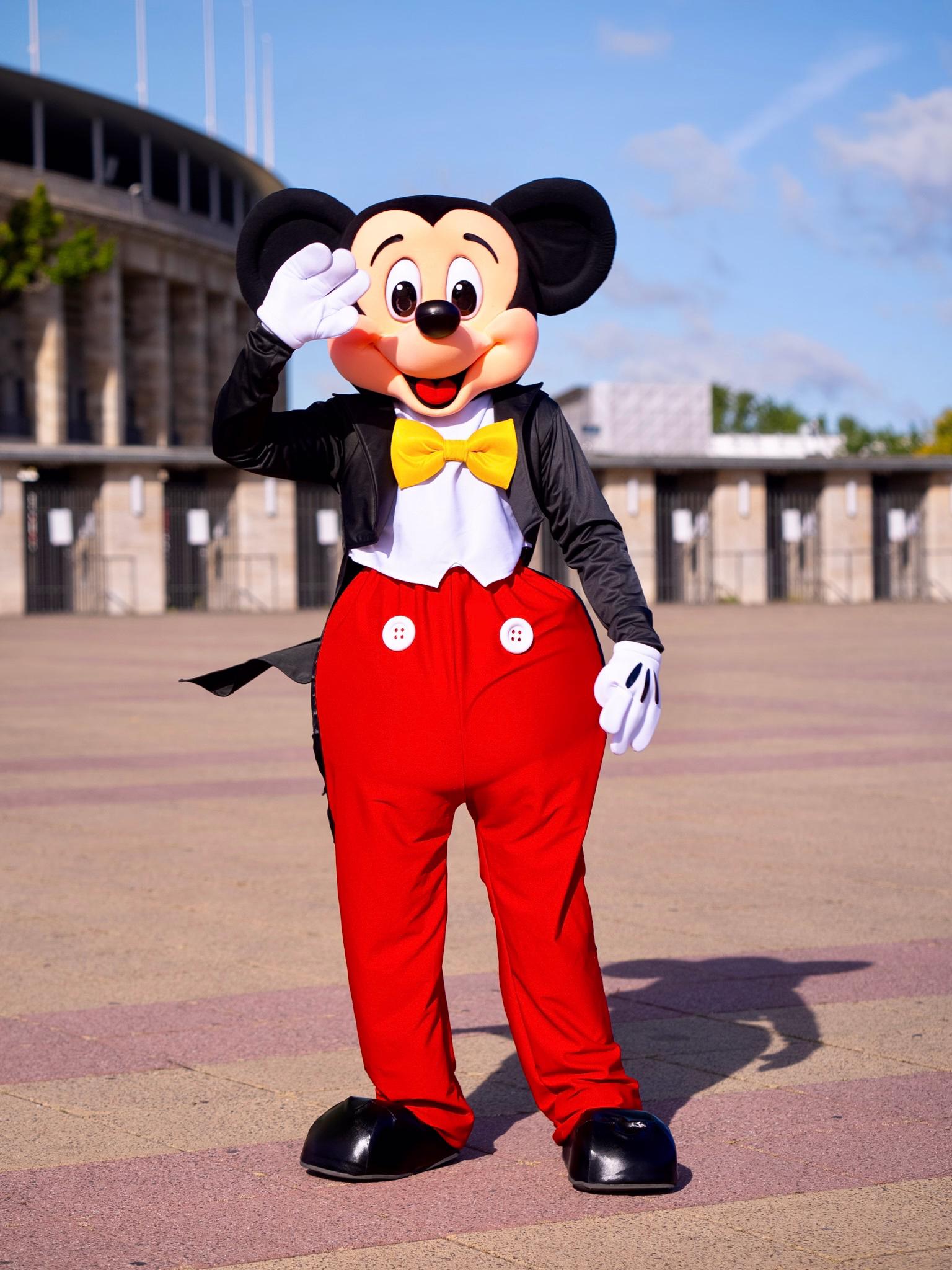Mickey als Maskottchen für Kindergeburtstag und Event in Berlin buchen