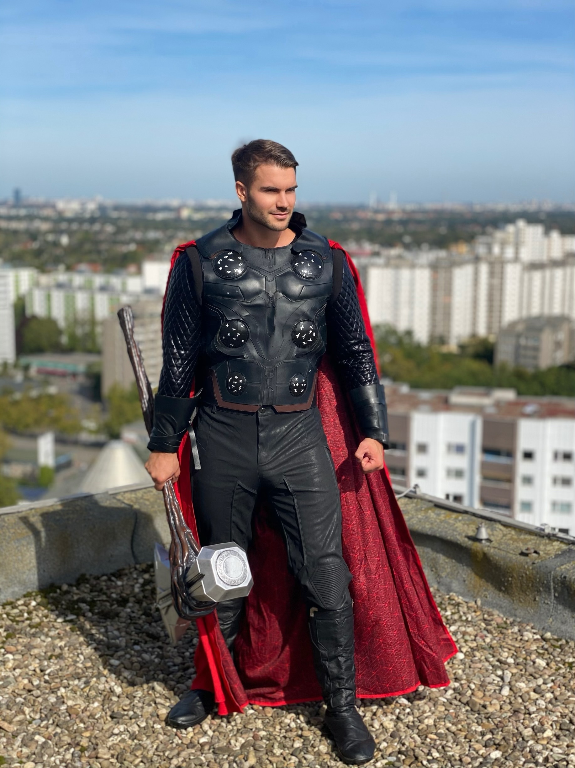 Thor als Superheld für Kindergeburtstag und Event in Berlin buchen