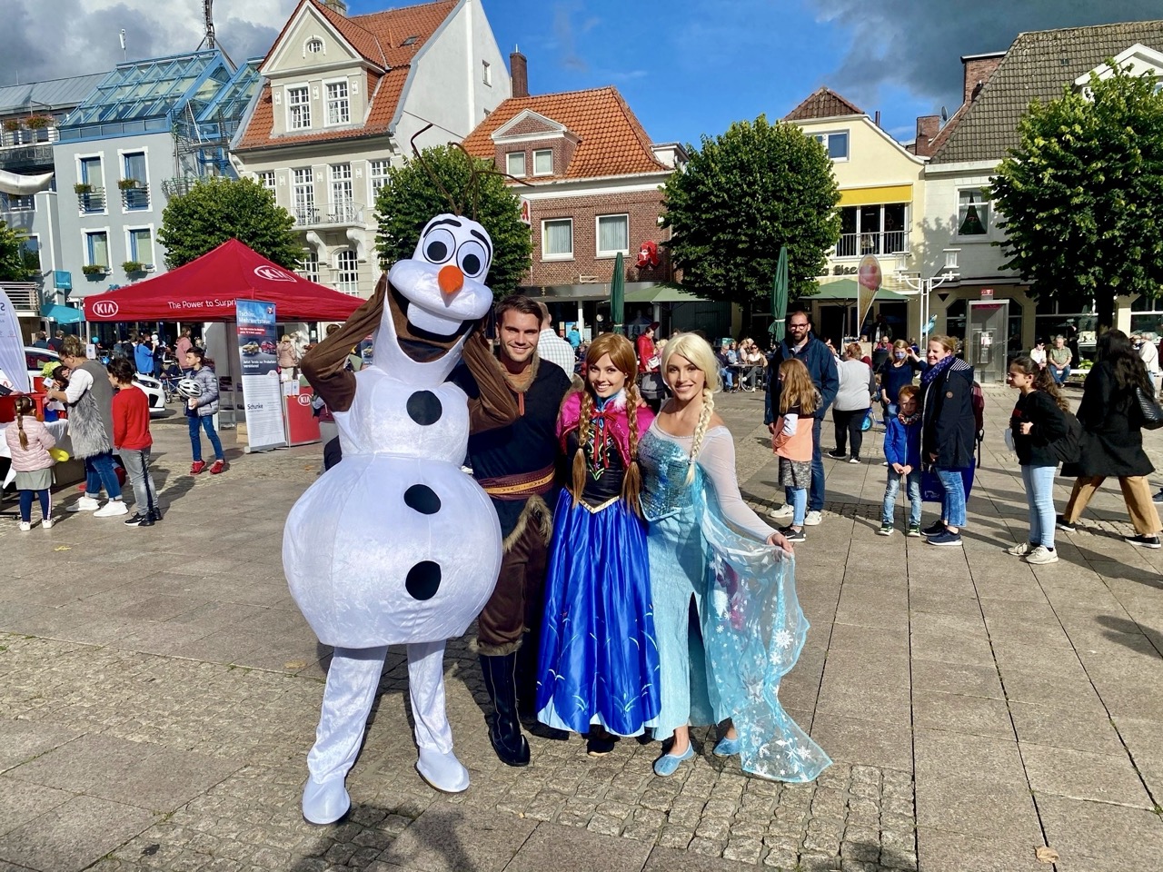 Walking Acts für Stadtfeste und Straßenfeste buchen